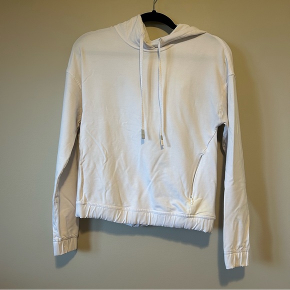 Lululemon Twisted & Tucked Pullover
White - Picture 6 of 8